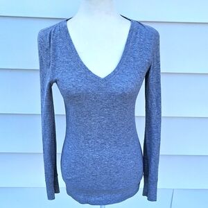 Gray V-Neck Long Sleeve Women's Top